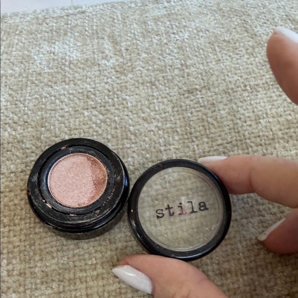 Stila Sparkling “Kitten” Eyeshadow